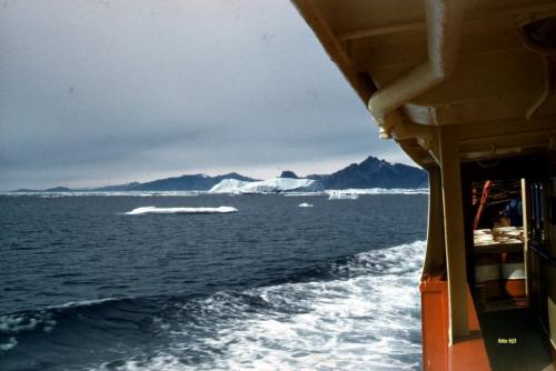 Møde med små isbjerge ( foto Hans )
