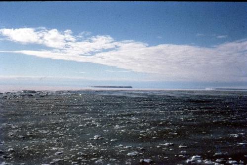 Mødet med den første is ved sydpolen Januar 1963 (foto Hans)